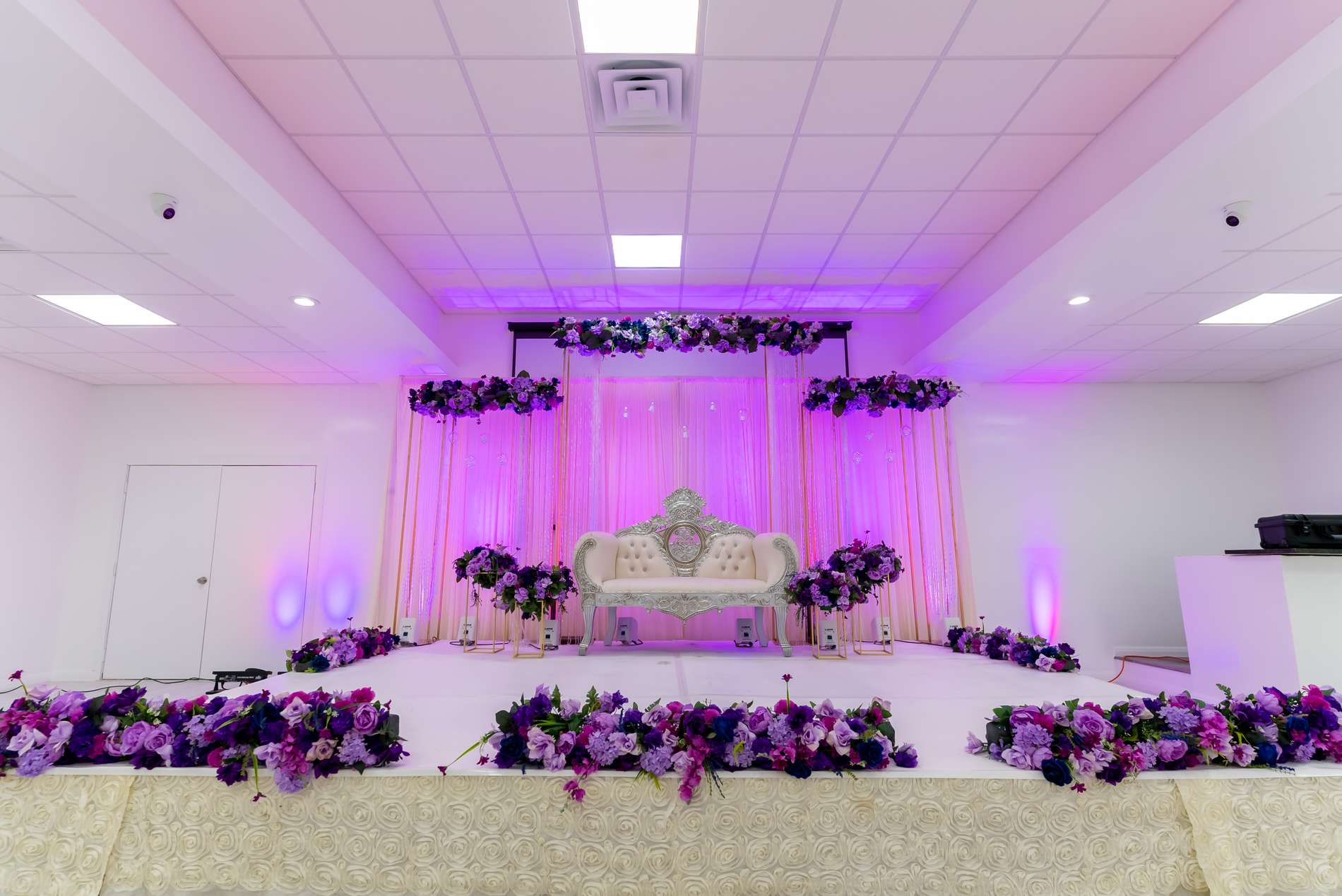 Golden Eagle Banquet Hall